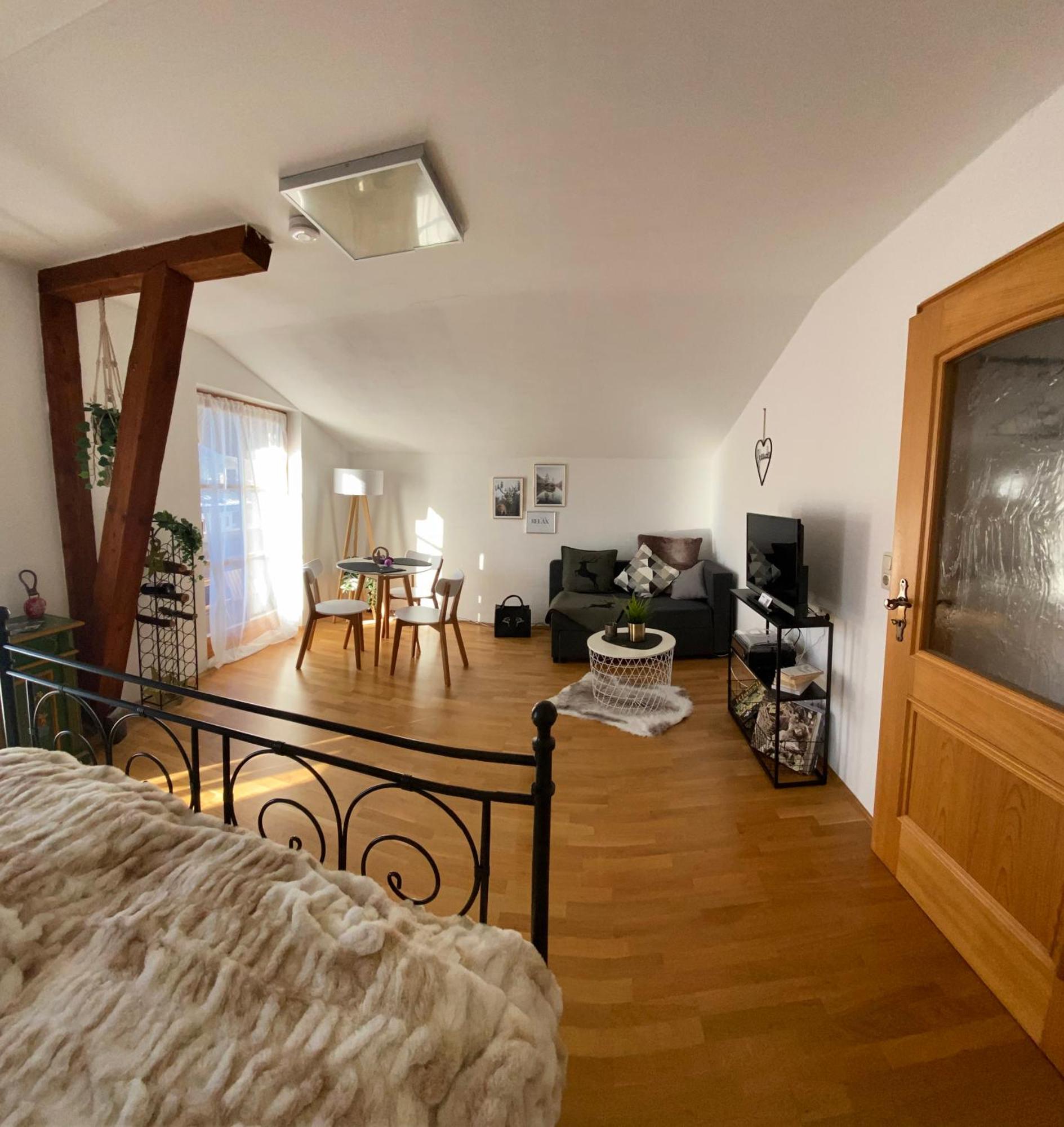 Neues Ruhiges Apartment, Bergblick, Stellplatz Бишофсвизен Экстерьер фото