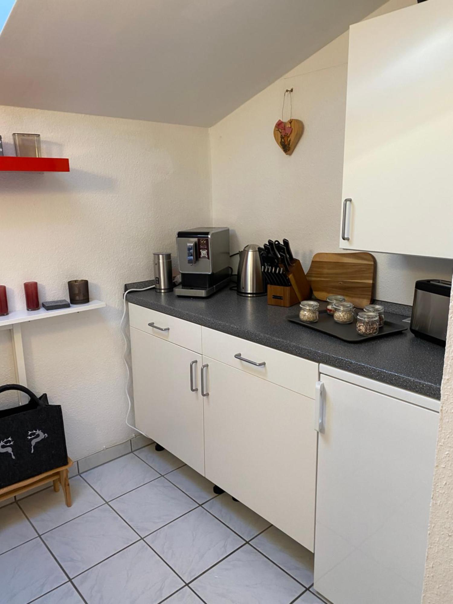 Neues Ruhiges Apartment, Bergblick, Stellplatz Бишофсвизен Экстерьер фото